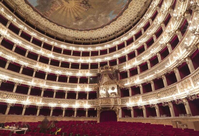 تختخواب و صبحانه Napolart