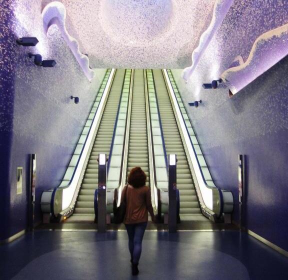 تختخواب و صبحانه Napolart