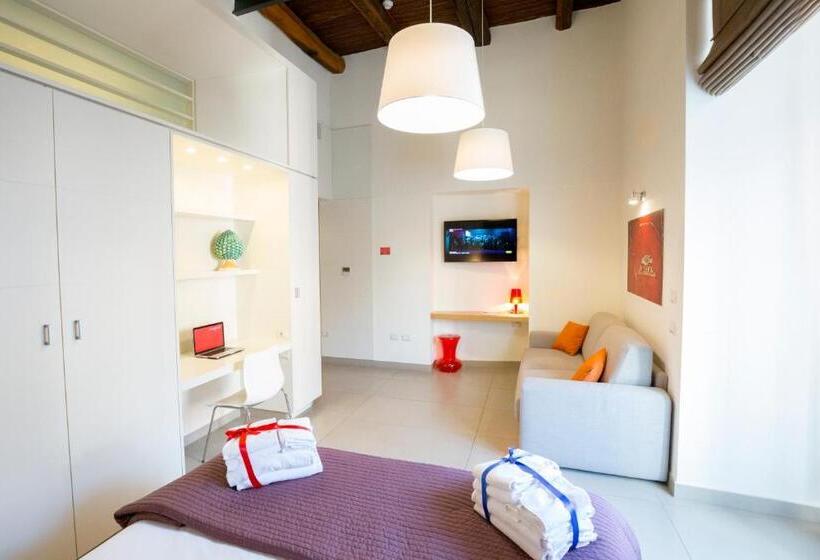 تختخواب و صبحانه Napolart