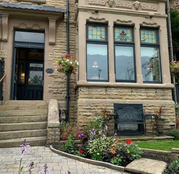 مبيت وإفطار Shelbourne House