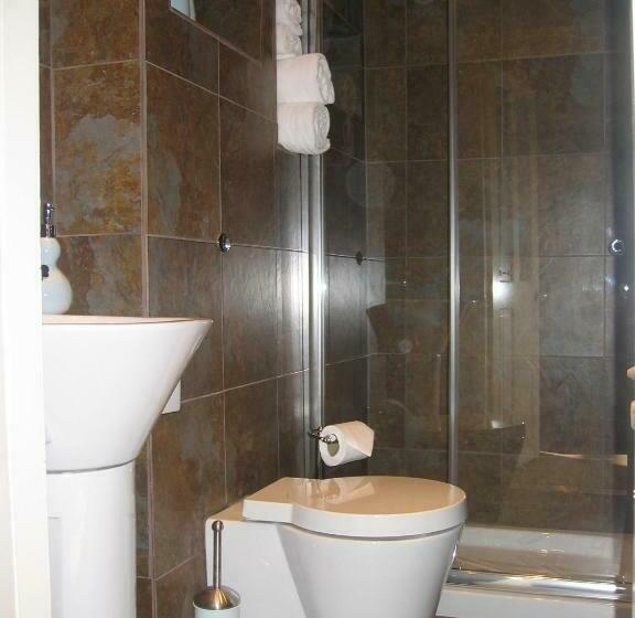 مبيت وإفطار Shelbourne House