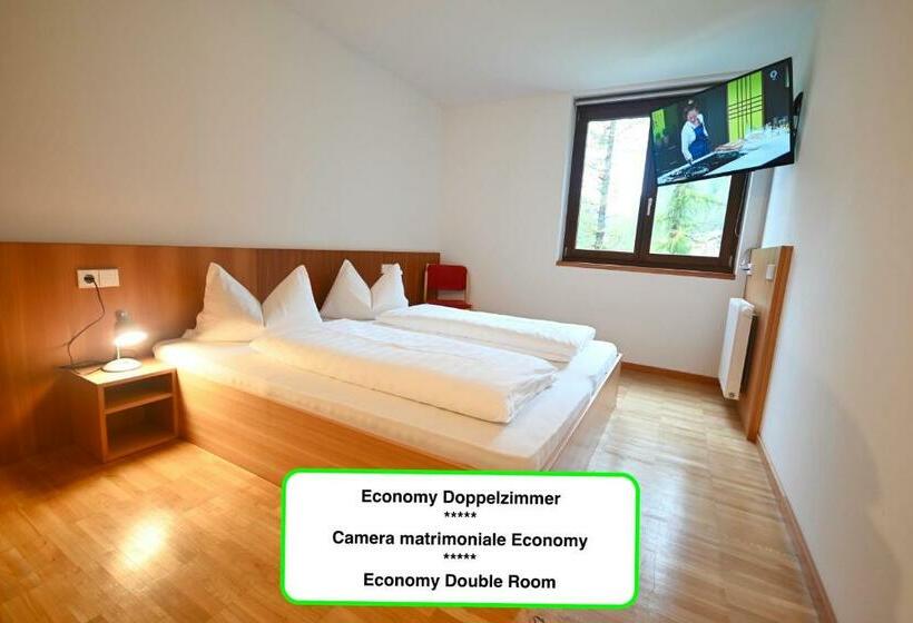 Bed & Breakfast Hostel Nives