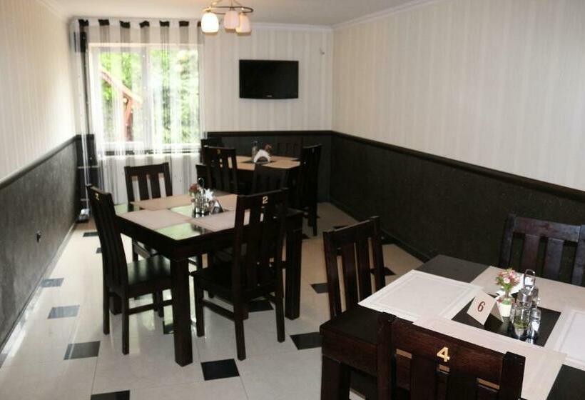 هتل славутич