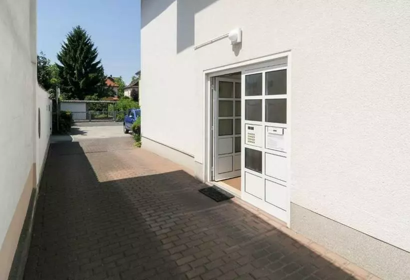 ホテル Alfa Apartment