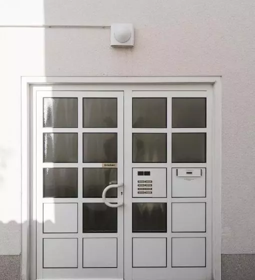 ホテル Alfa Apartment