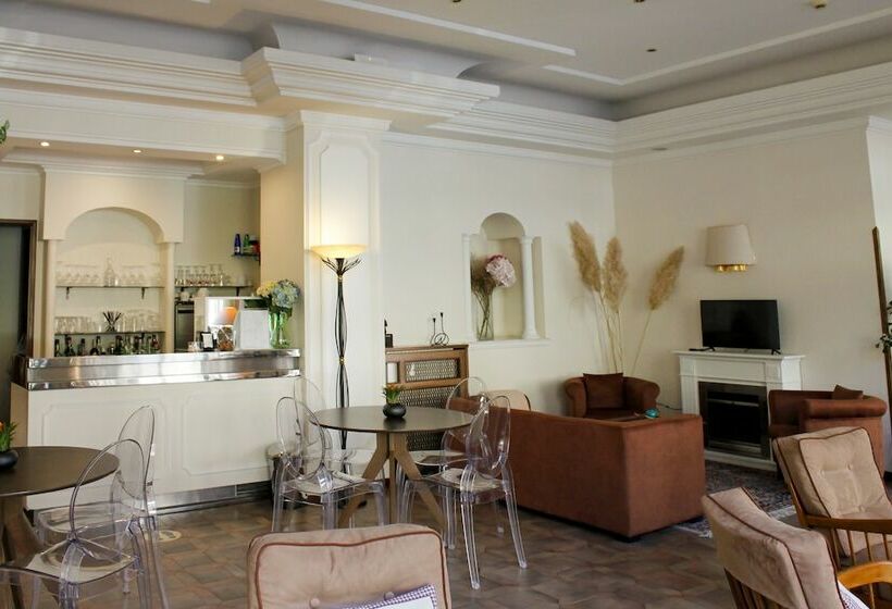 בית מלון כפרי Delle Ortensie