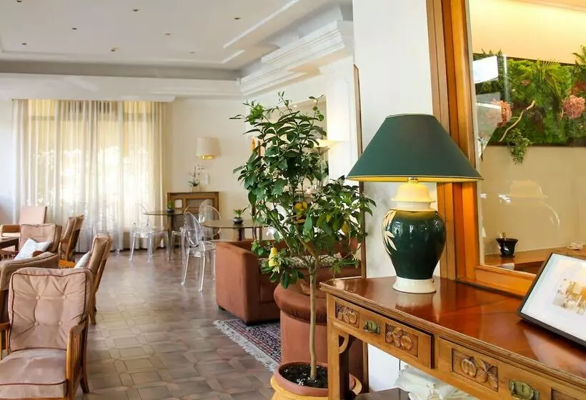 Hotelli Delle Ortensie