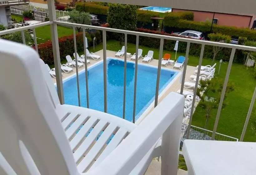 هتل Paradiso