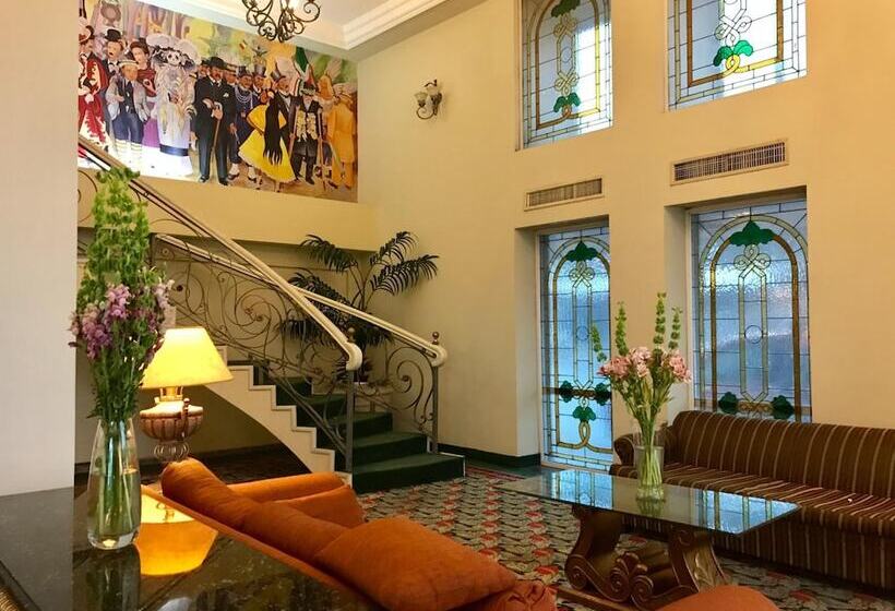 Hotel Parque Central