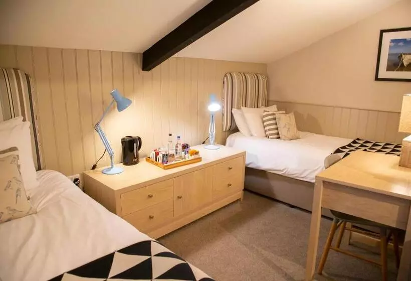 Hotelli The White Horse Blakeney