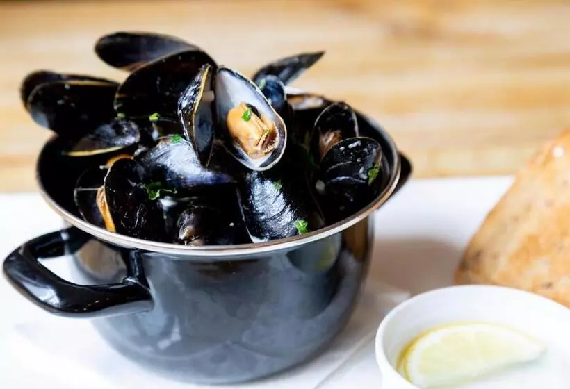 Hotelli The White Horse Blakeney