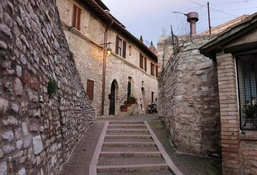 Majatalo La Casina Colorata