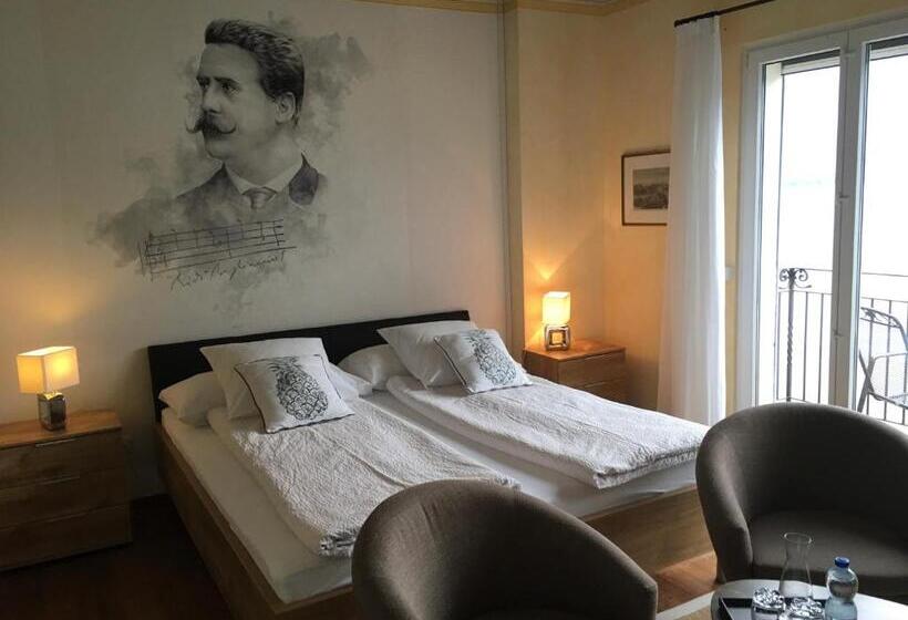 Art Hotel Ristorante Posta Al Lago