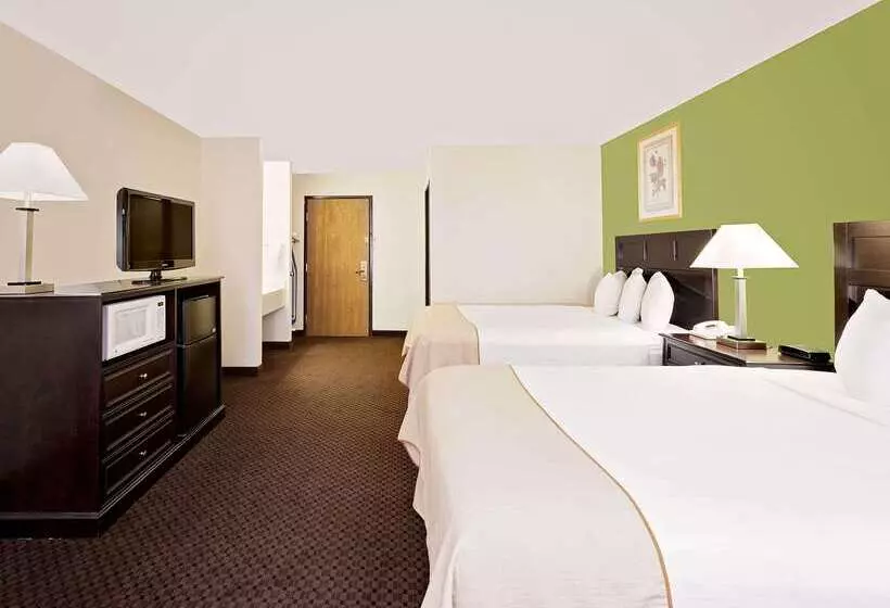 호텔 Baymont By Wyndham Battle Creek Downtown