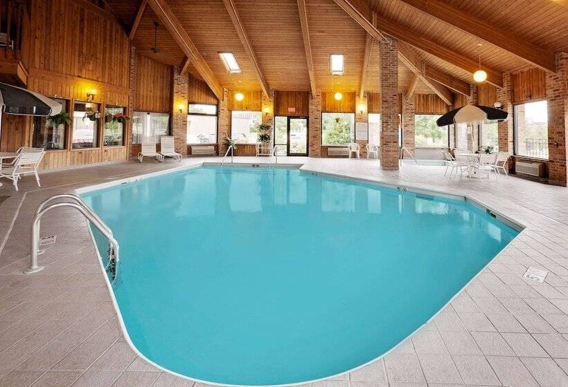 בית מלון כפרי Baymont By Wyndham Battle Creek Downtown