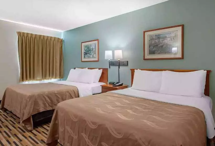 Hotel Baymont By Wyndham Port Wentworth