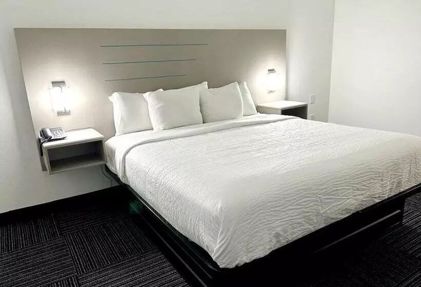 Hotel Baymont By Wyndham Port Wentworth