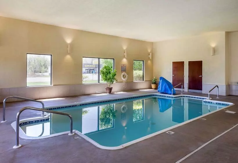 هتل Best Western Plus Springfield Airport Inn