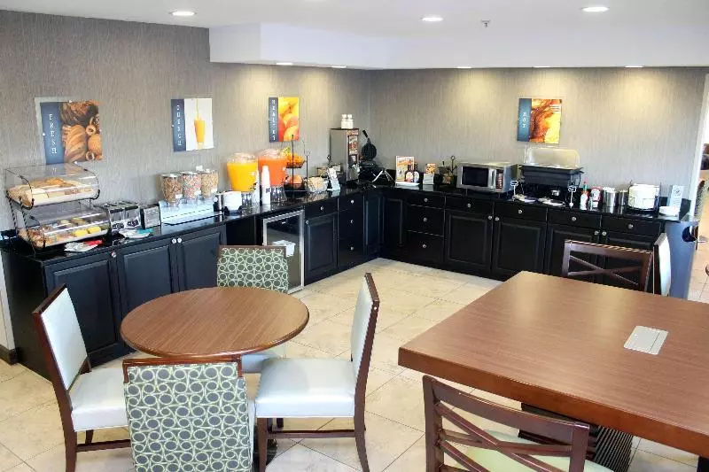 فندق Best Western Toledo South Maumee