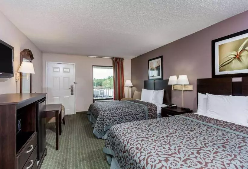 בית מלון כפרי Days Inn By Wyndham Lugoff