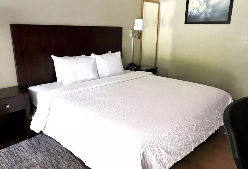 هتل Days Inn By Wyndham Pottstown