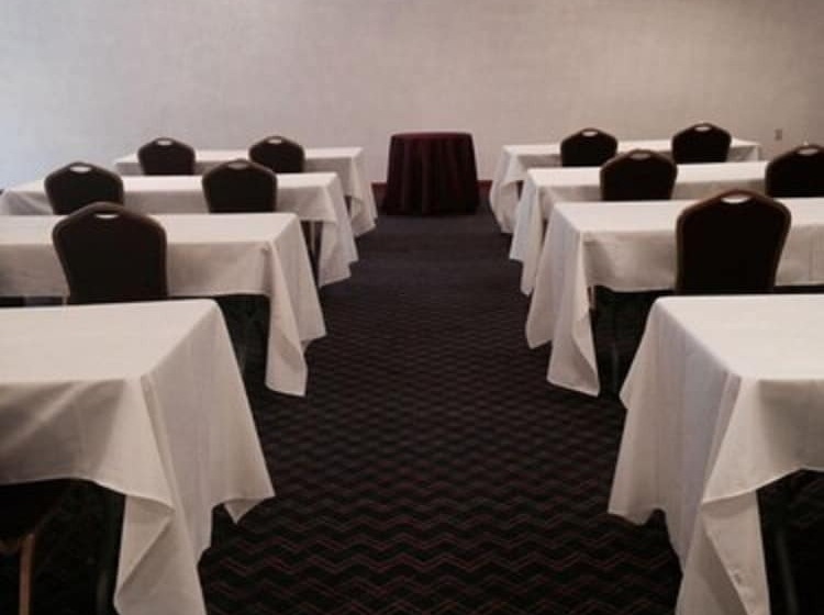 Отель Days Inn By Wyndham Pottstown