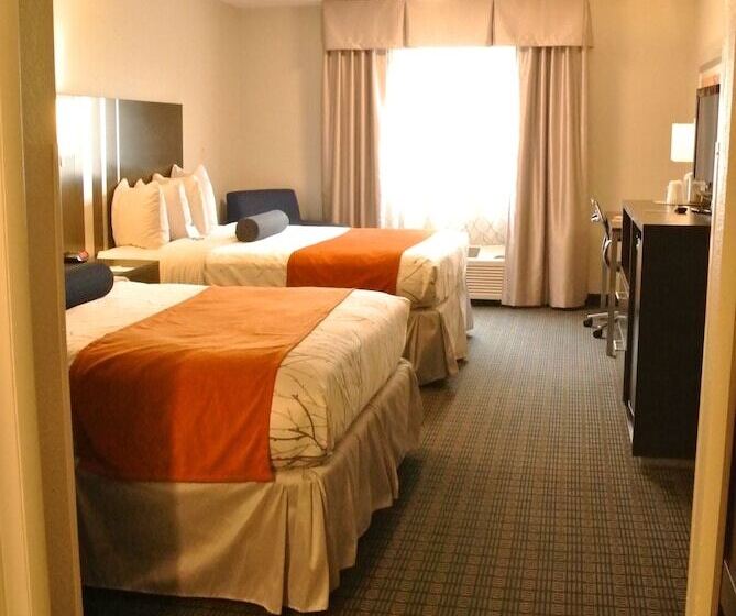 Отель Guesthouse Inn & Suites Lexington