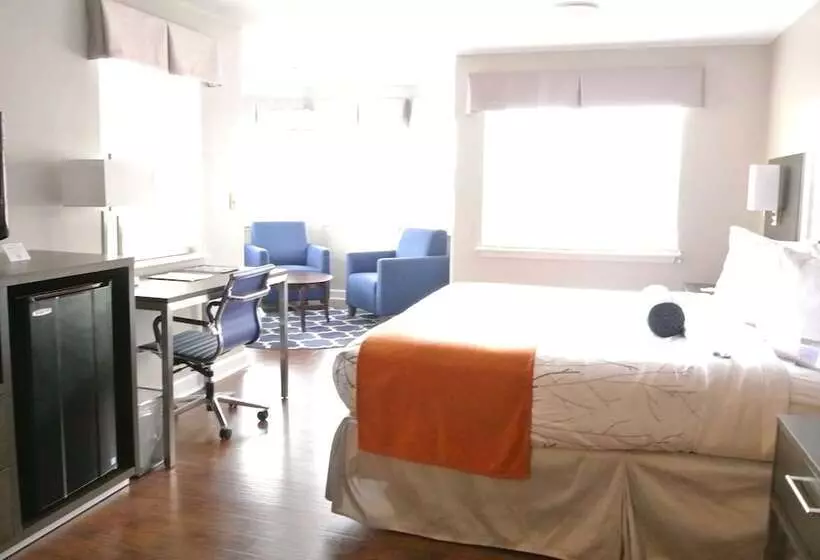 호텔 Guesthouse Inn & Suites Lexington