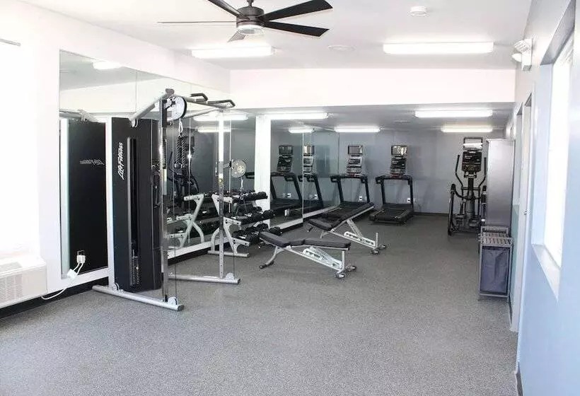 Hourglass Hotel, Ascend Hotel Collection