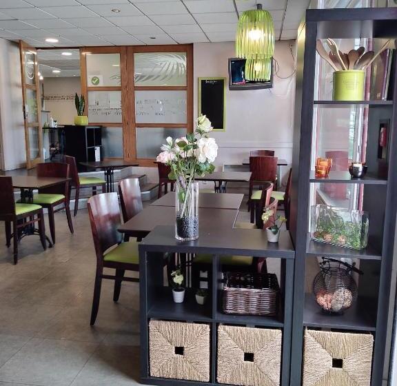 בית מלון כפרי Kyriad Rennes Sud   Cesson Chantepie