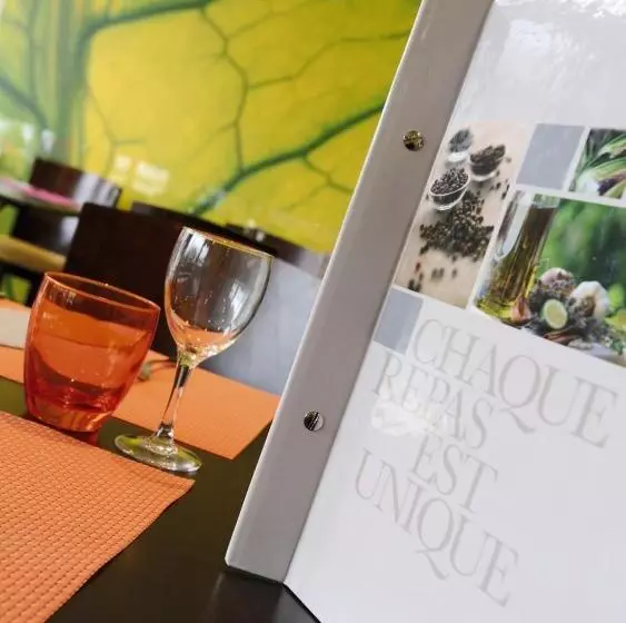 Отель Kyriad Rennes Sud Cesson Chantepie