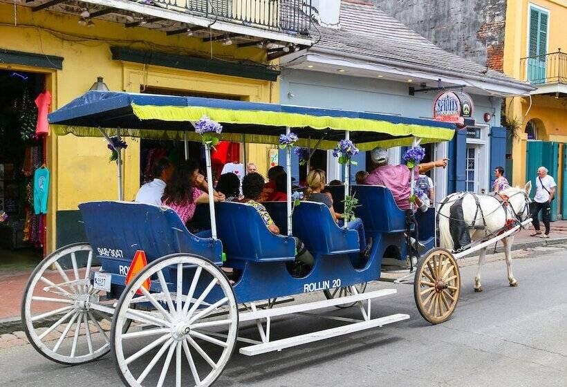 Hotel Moxy New Orleans Downtown/french Quarter Area