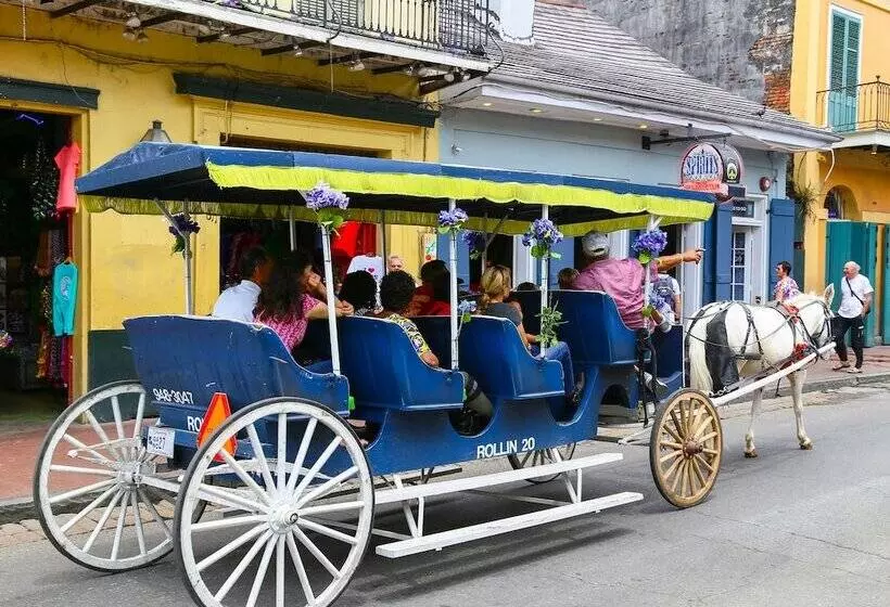 هتل Moxy New Orleans Downtown/french Quarter Area