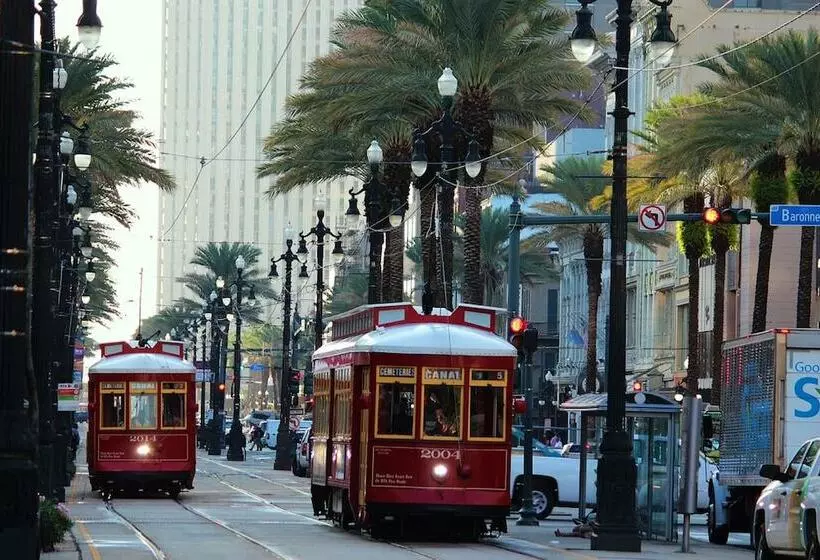 هتل Moxy New Orleans Downtown/french Quarter Area