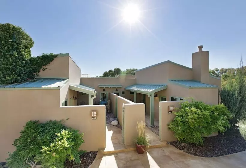 בית מלון כפרי Ojo Santa Fe Spa Resort