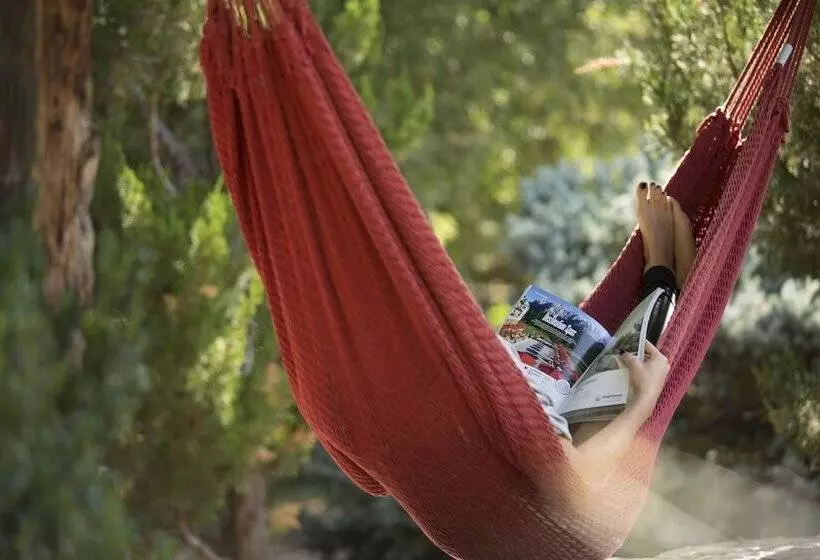 בית מלון כפרי Ojo Santa Fe Spa Resort