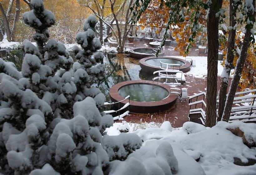 هتل Ojo Santa Fe Spa Resort