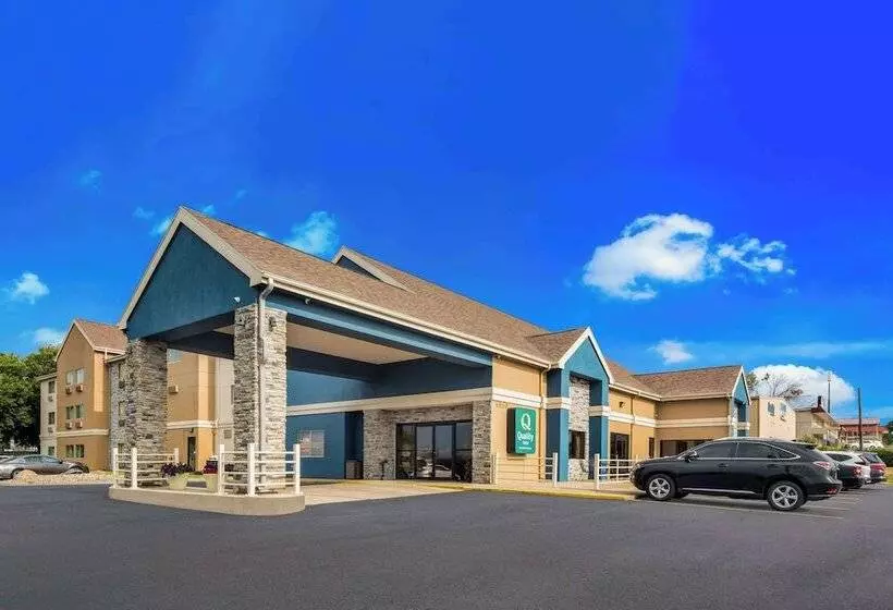 هتل Quality Inn