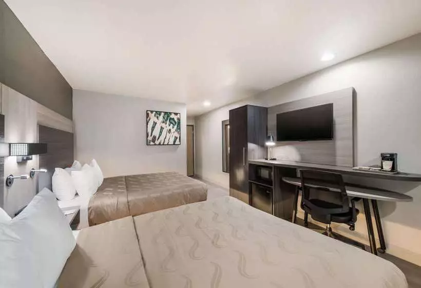 酒店 Quality Inn & Suites North Mesquite I30