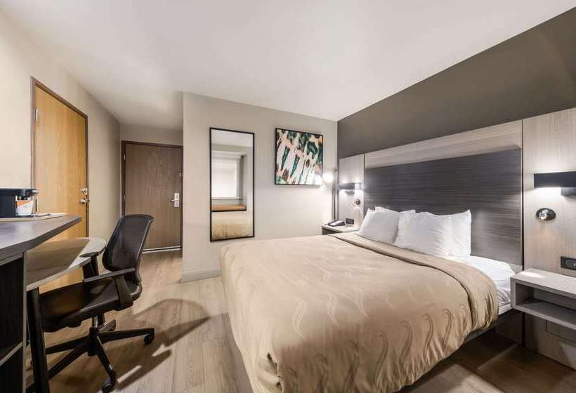 ホテル Quality Inn & Suites North Mesquite I30