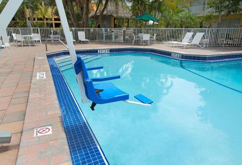 هتل Ramada By Wyndham Fort Lauderdale Airport/cruise Port