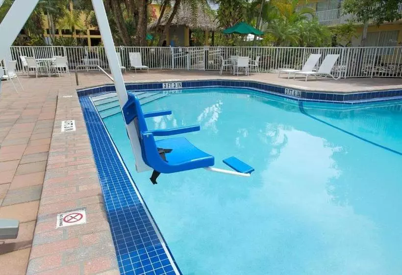 호텔 Ramada By Wyndham Fort Lauderdale Airport/cruise Port