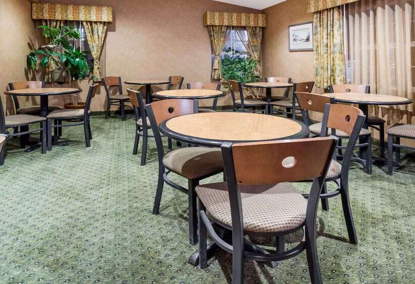 هتل Ramada By Wyndham Frisco