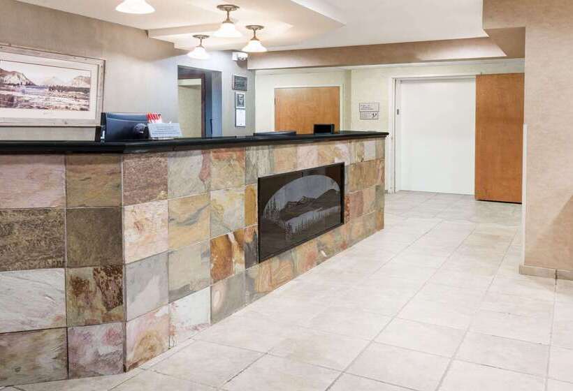 هتل Ramada By Wyndham Frisco