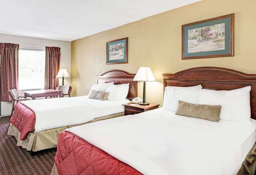 ホテル Ramada By Wyndham Walterboro