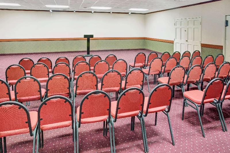 ホテル Ramada By Wyndham Walterboro