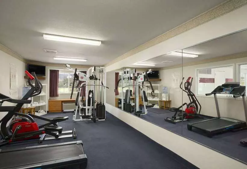 호텔 Ramada By Wyndham Bloomington I 55 And I 74 Il