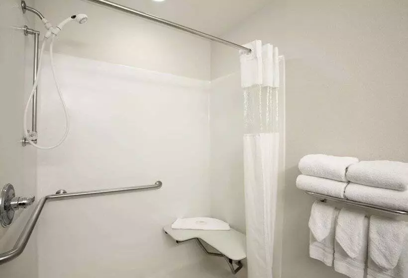 호텔 Ramada By Wyndham Bloomington I 55 And I 74 Il