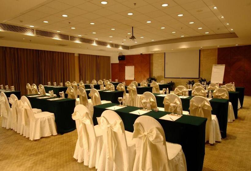 Otel Ramada Plaza Pudong Shanghai