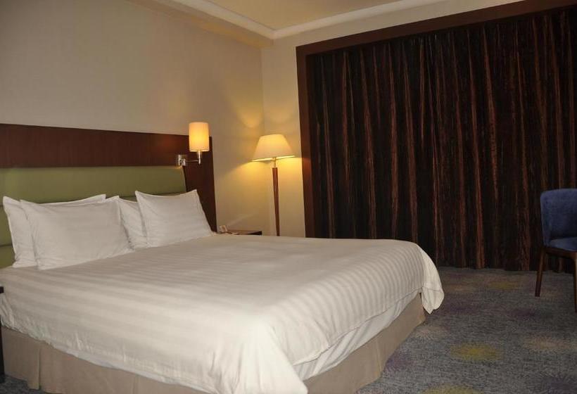 Otel Ramada Plaza Pudong Shanghai